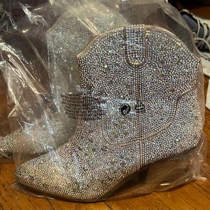 Matisse rhinestone cowboy boots brand new size 7.5